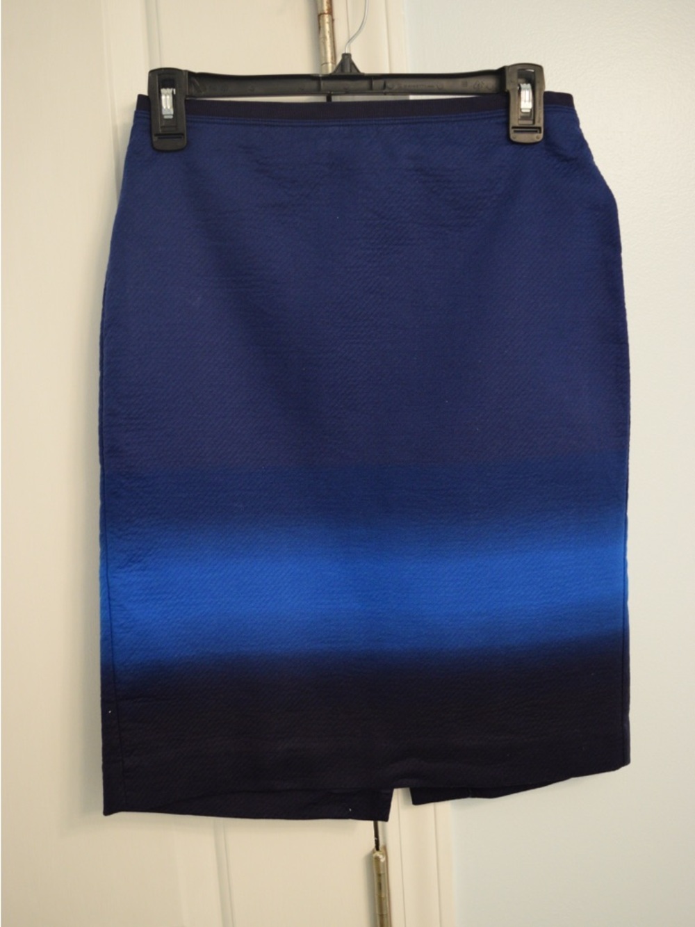 LOFT Navy Blue Pencil Skirt Knee Length Work Office Career Classic Size 2 - Picture 8 of 14